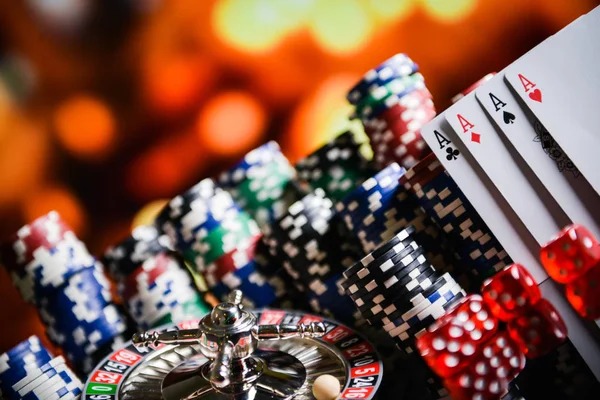 Live-dealer tables available alongside arcade on koin50 slot